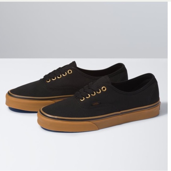 vans all black gum sole